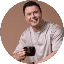 Pr. Junior Rostirola